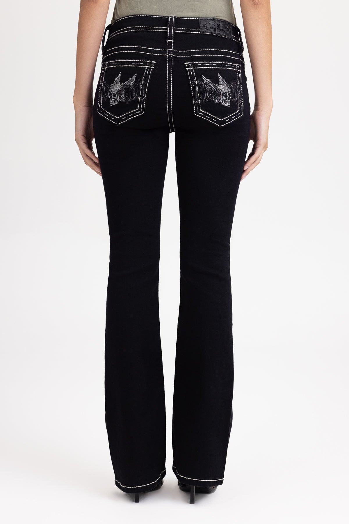 Xander Bootcut Jeans